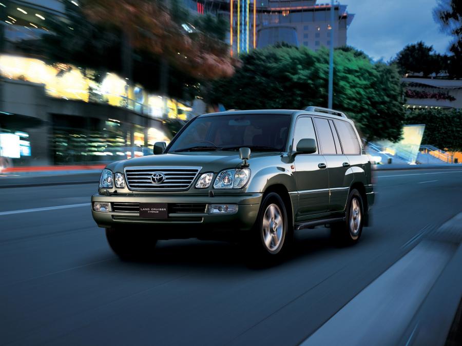  Toyota Land Cruiser Cygnus 2005 года  (фото 3 из 4)